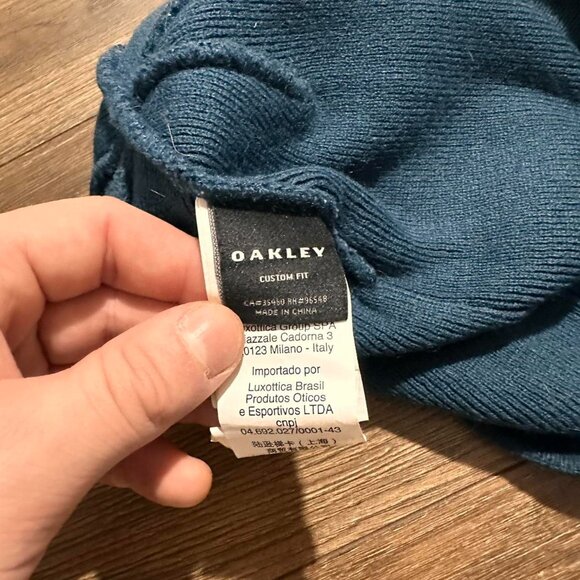 Turquoise Dark Oakley Beanie – Vintage Gorpcore - Picture 3 of 5